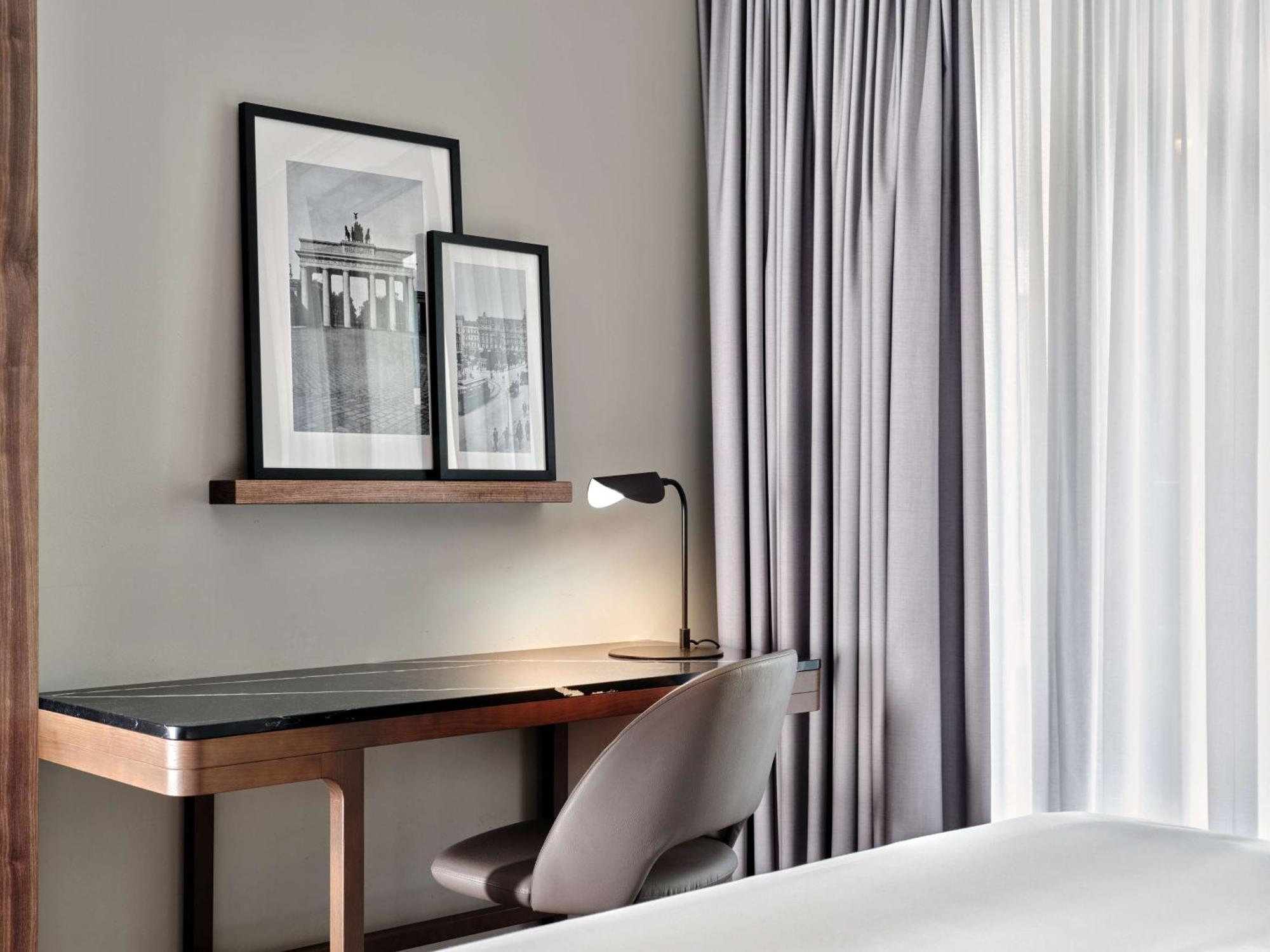 Radisson Collection Hotel, Berlino Esterno foto