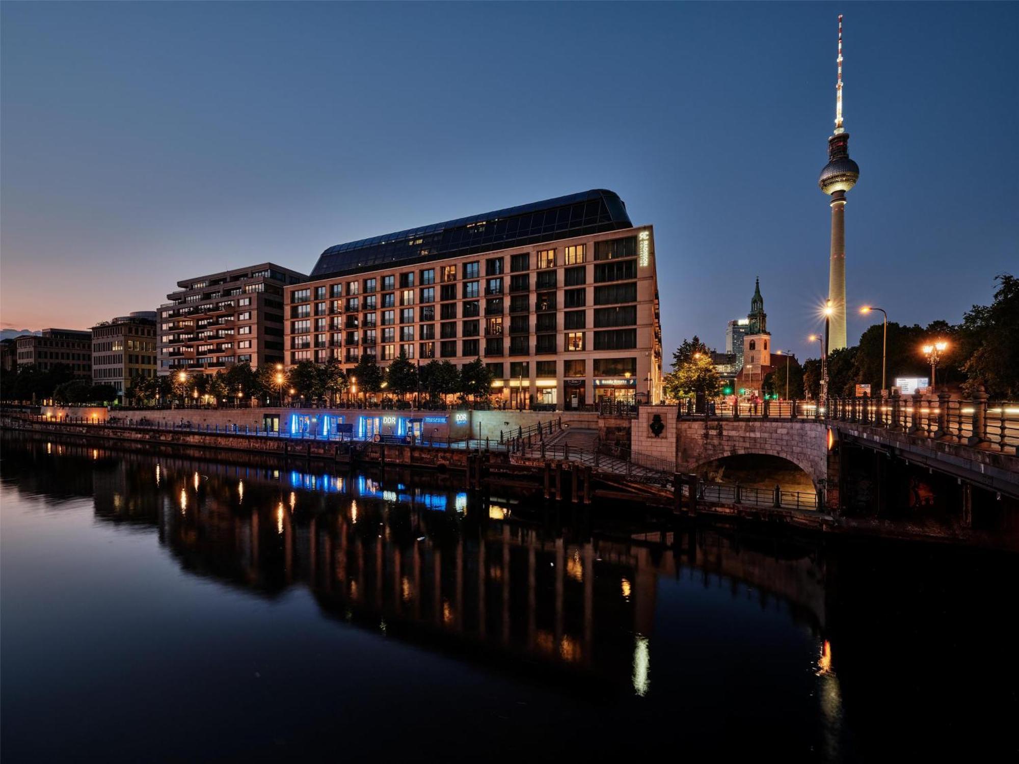 Radisson Collection Hotel, Berlino Esterno foto