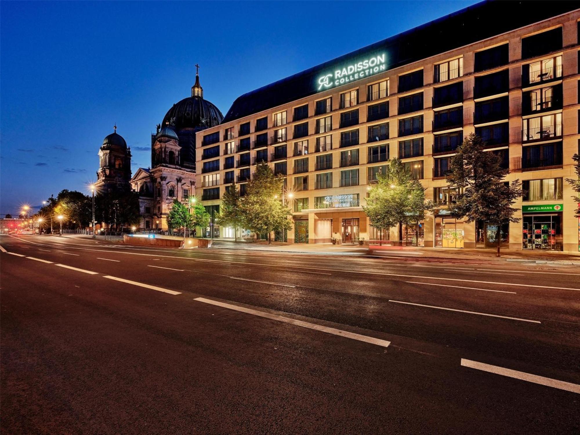Radisson Collection Hotel, Berlino Esterno foto
