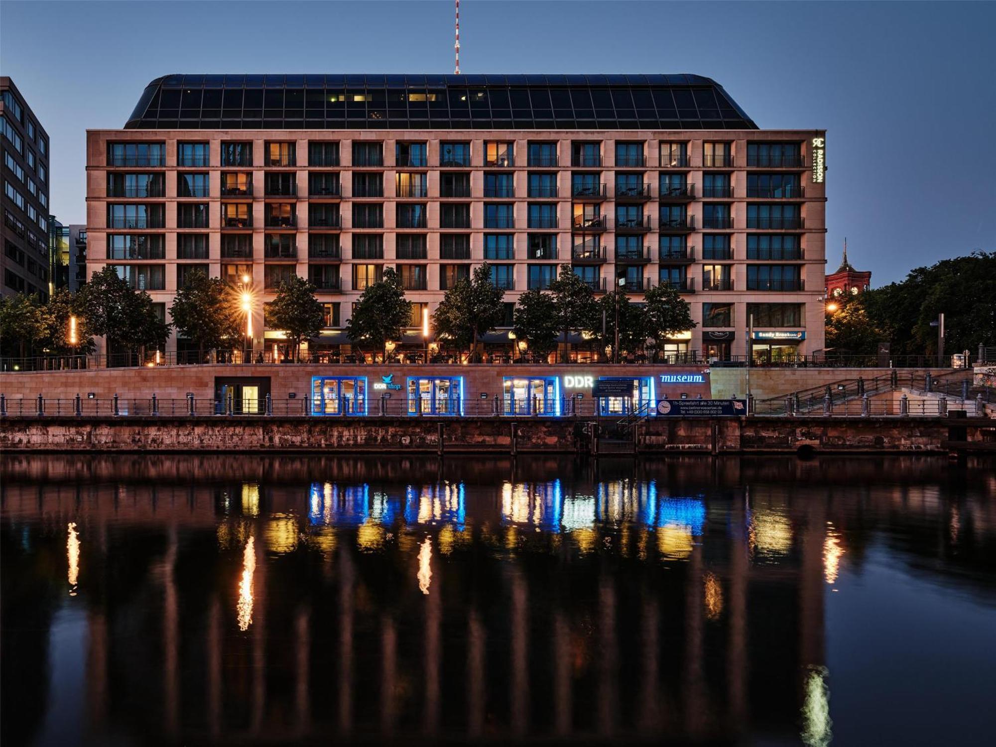 Radisson Collection Hotel, Berlino Esterno foto
