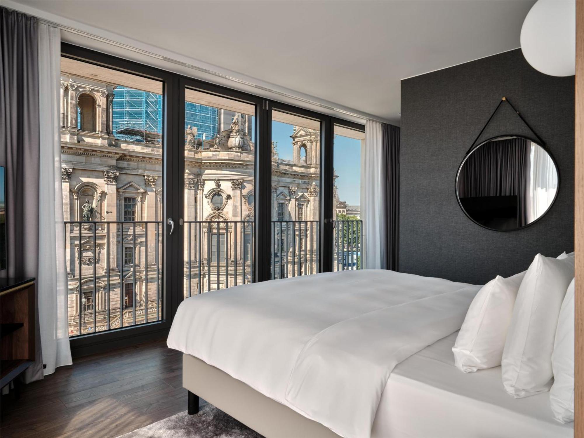 Radisson Collection Hotel, Berlino Esterno foto