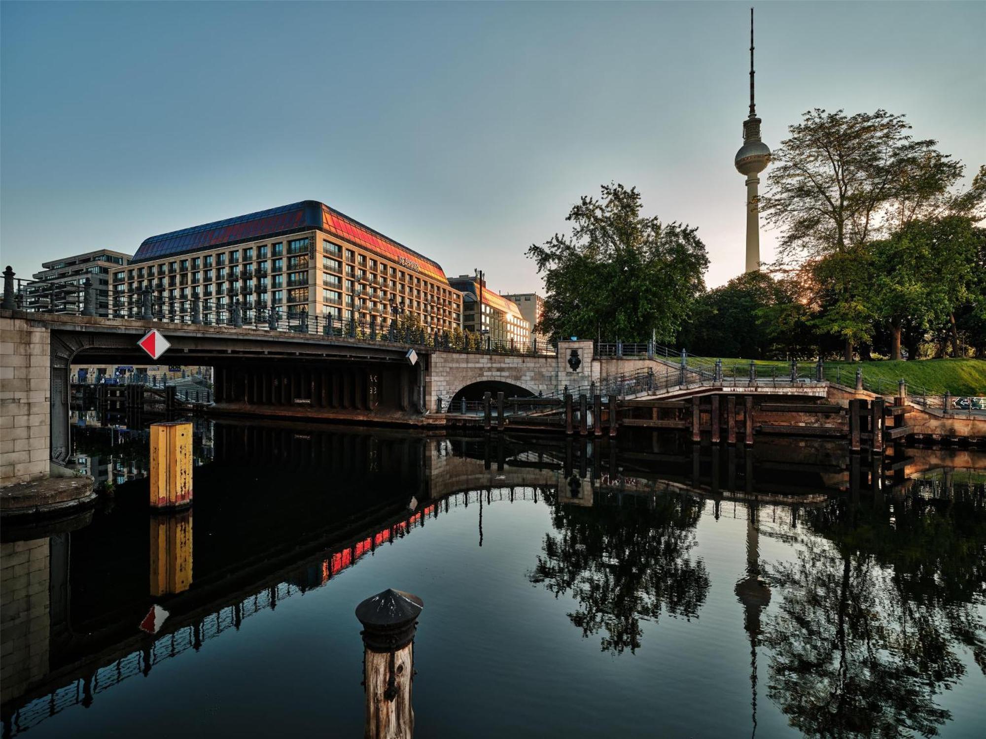 Radisson Collection Hotel, Berlino Esterno foto