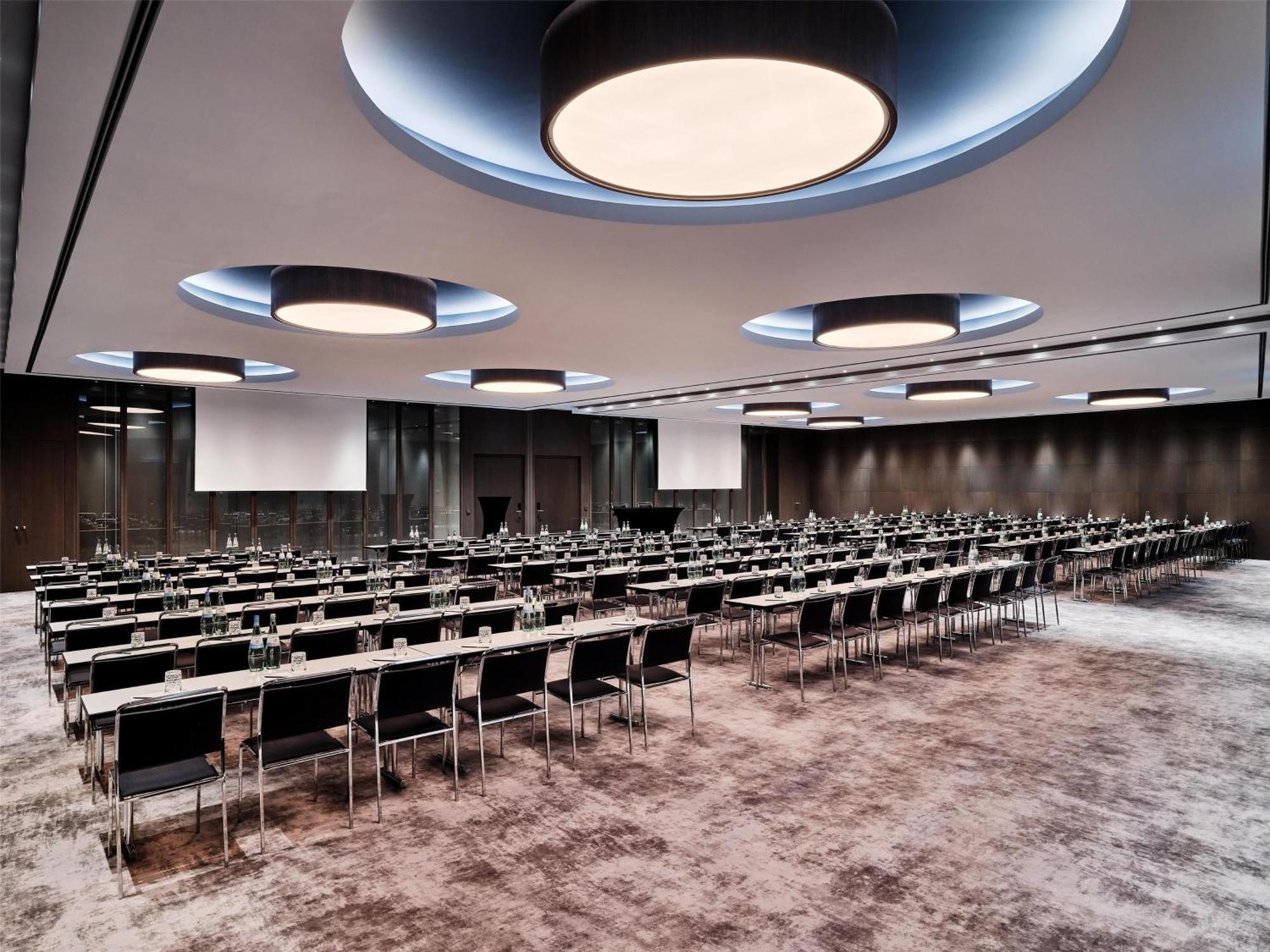 Radisson Collection Hotel, Berlino Esterno foto