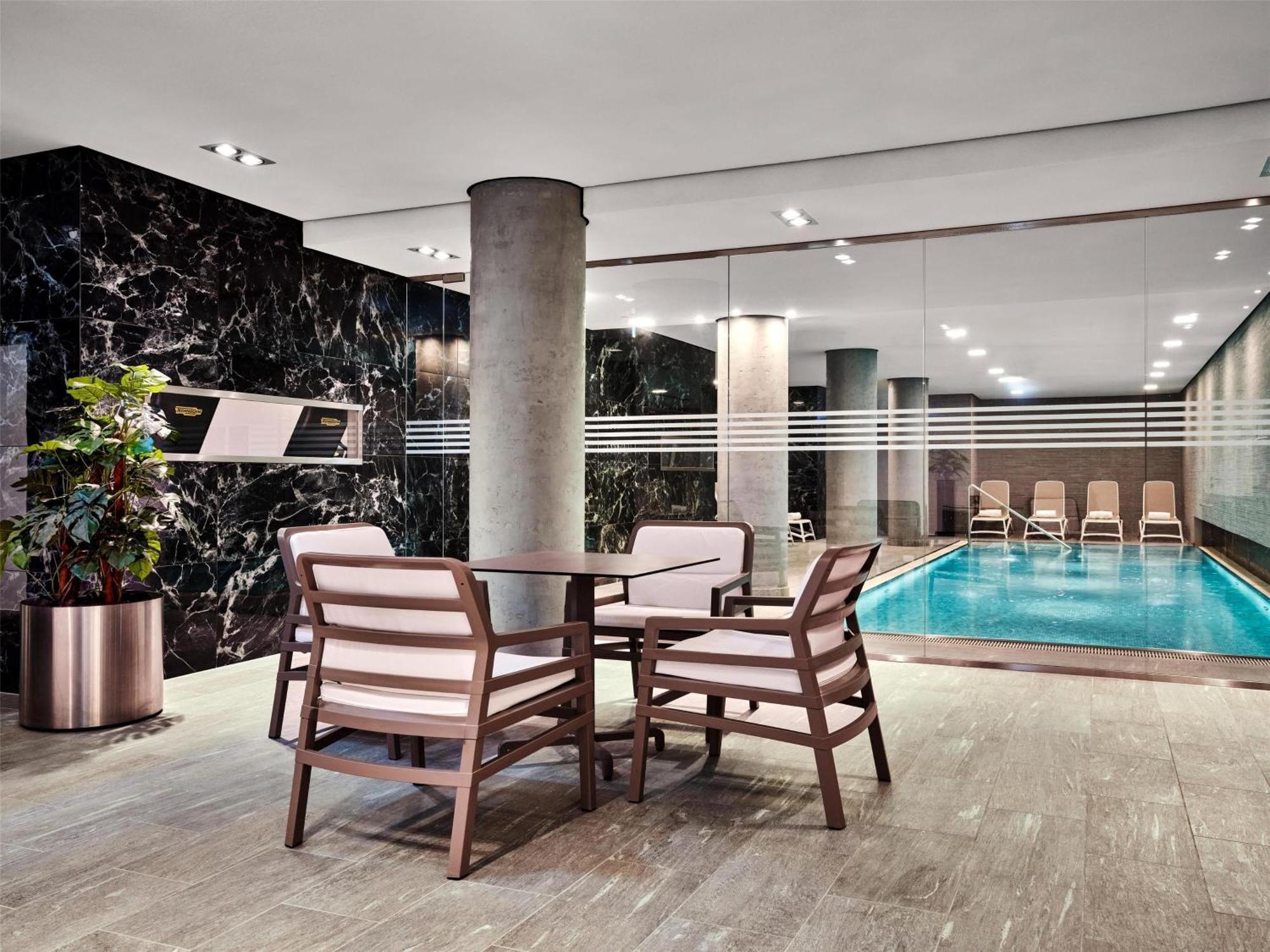 Radisson Collection Hotel, Berlino Esterno foto